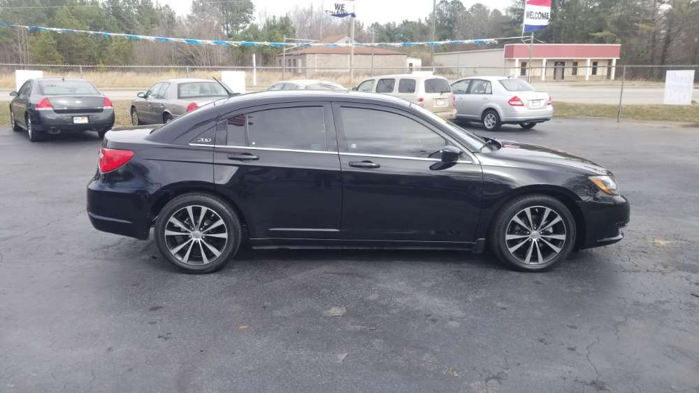Chrysler 200 2014 Black