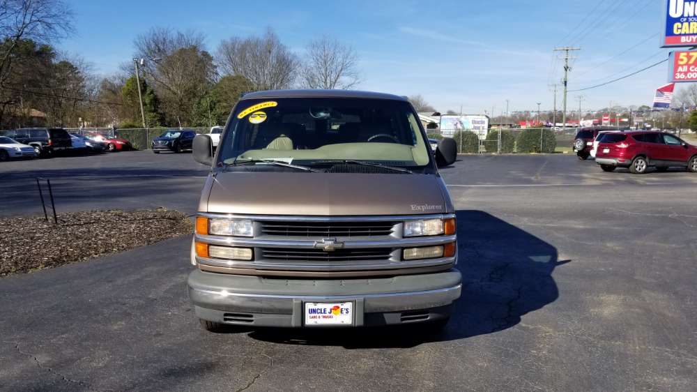 Chevrolet Van 1997 Toupe