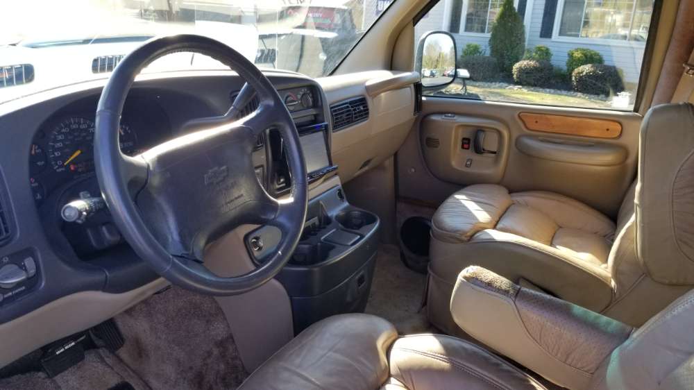 Chevrolet Van 1997 Toupe