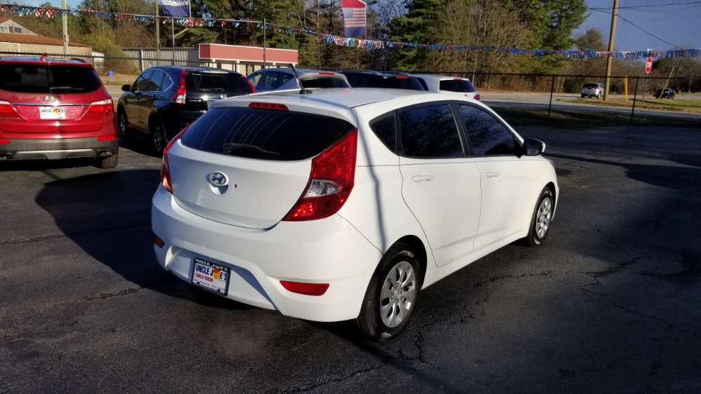 Hyundai Accent 2016 White