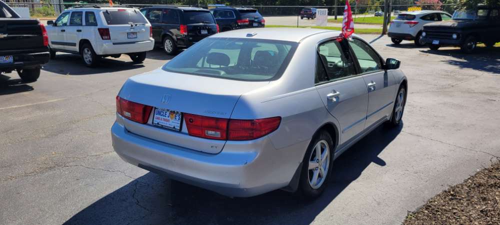 Honda Accord 2005 Silver