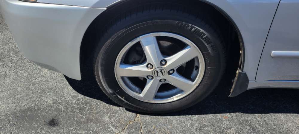 Honda Accord 2005 Silver