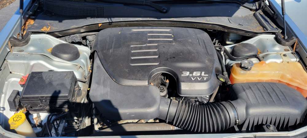 Chrysler 300C 2013 Blue