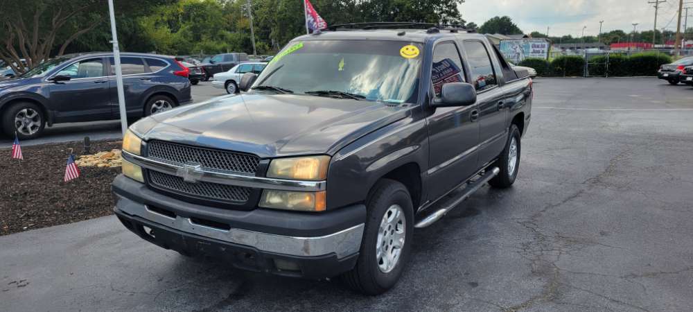 Chevrolet Avalanche 2004 Gray