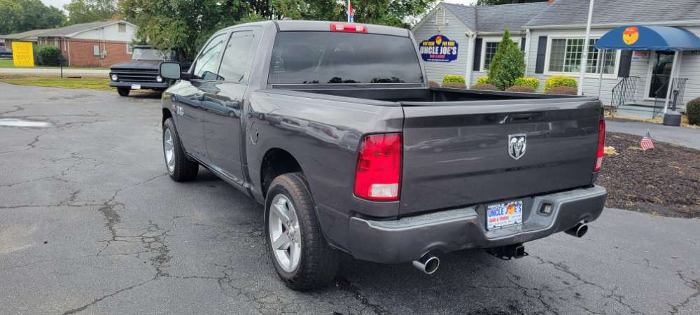 Dodge Ram 1500 2015 Gray