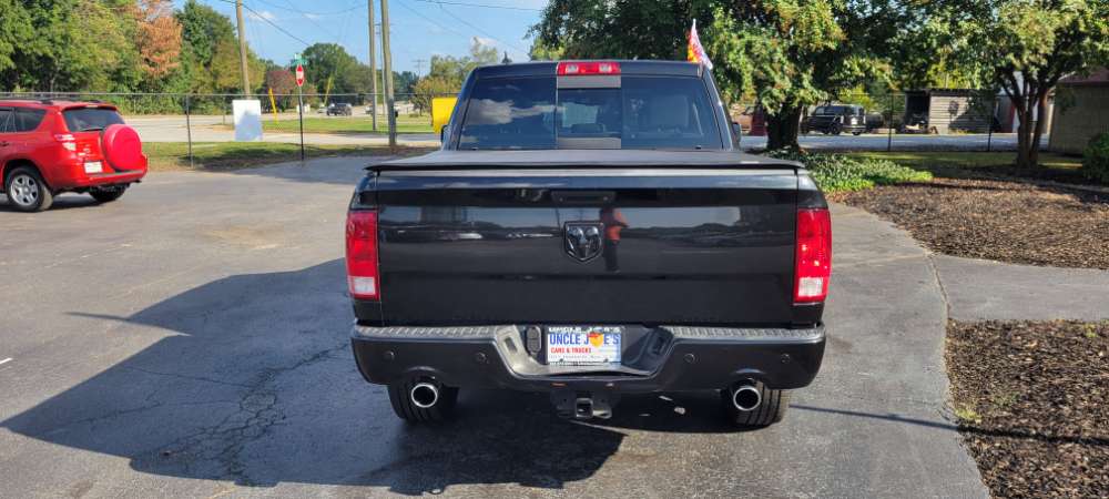 RAM 1500 2018 Black