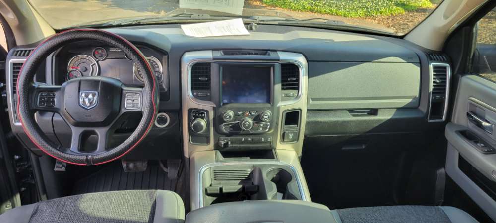 RAM 1500 2018 Black
