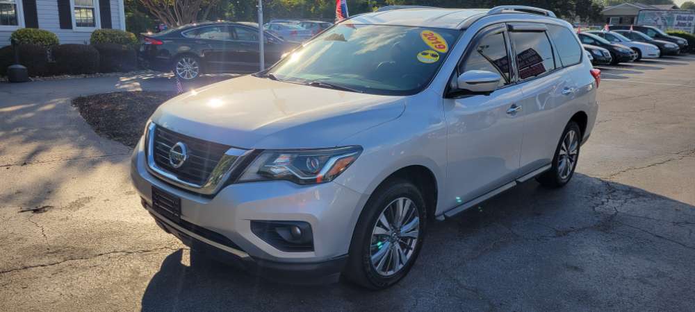 Nissan Pathfinder 2019 Silver