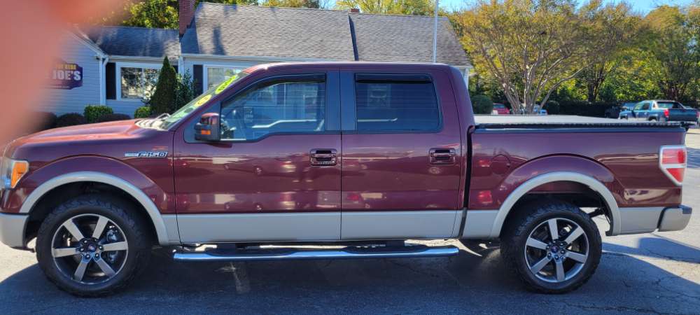 Ford F-150 2010 Red