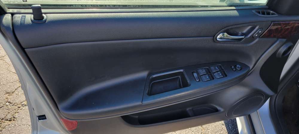 Chevrolet Impala 2013 Silver