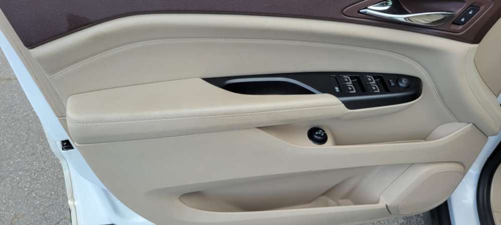 Cadillac SRX 2014 Pearl