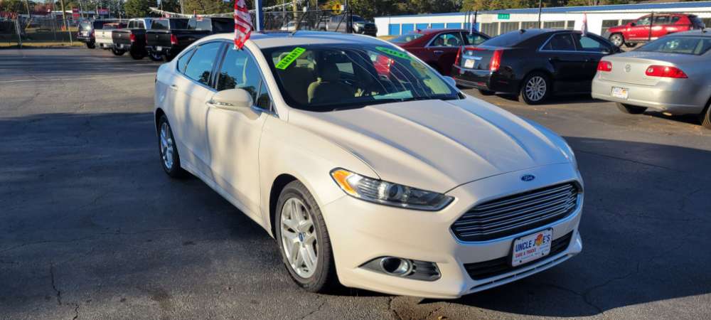 Ford Fusion 2015 White