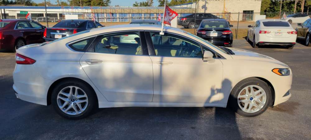Ford Fusion 2015 White