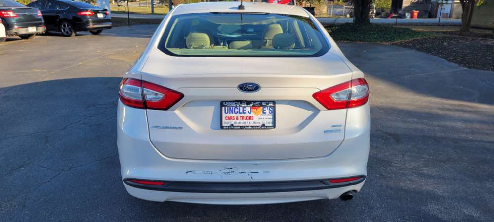 Ford Fusion 2015 White