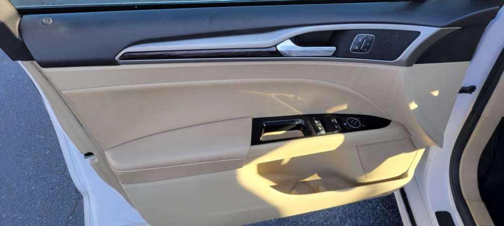 Ford Fusion 2015 White