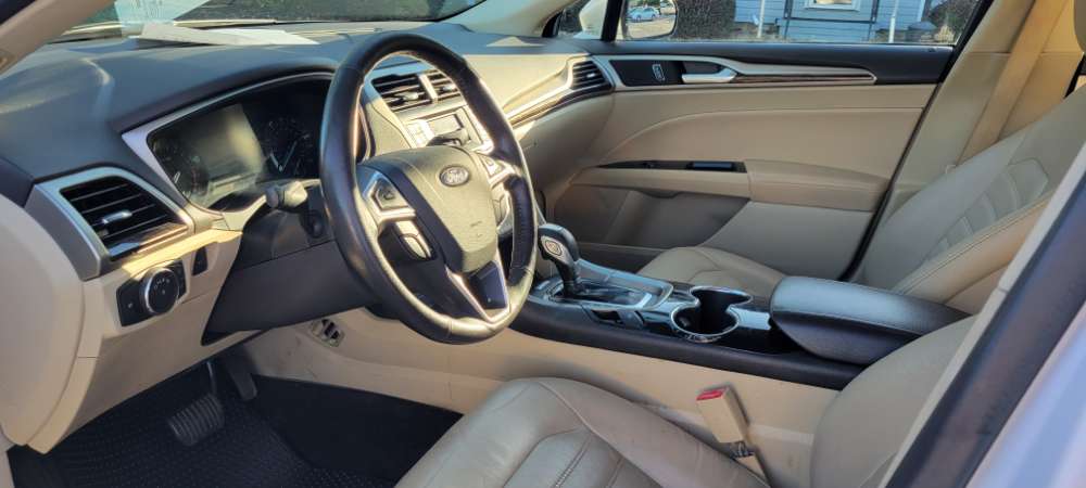 Ford Fusion 2015 White