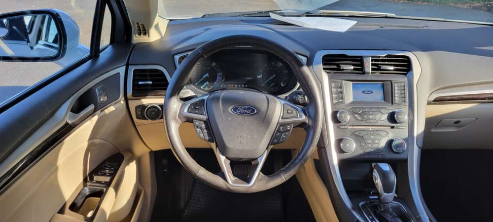 Ford Fusion 2015 White