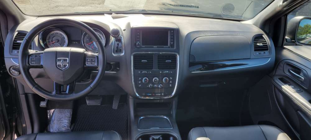 Dodge Grand Caravan 2016 Black