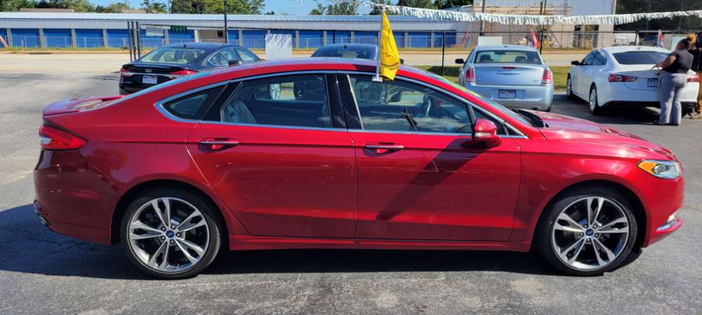 Ford Fusion 2017 Red