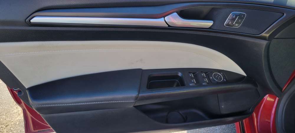 Ford Fusion 2017 Red