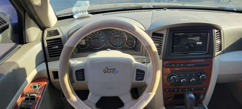 Mercedes-Benz Grand Cherokee 2005 Black