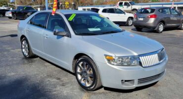 Lincoln Zephyr 2006 Silver