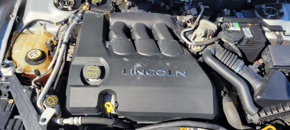 Lincoln Zephyr 2006 Silver