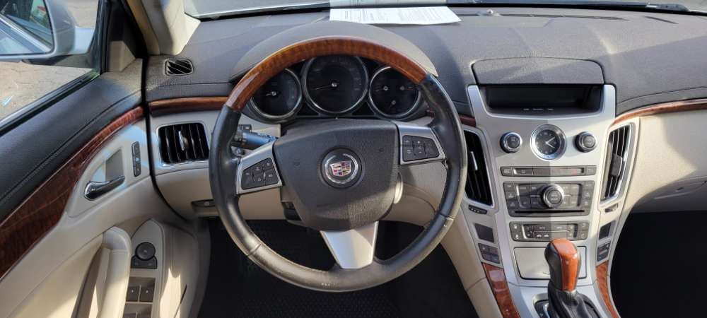 Cadillac CTS 2010 Silver