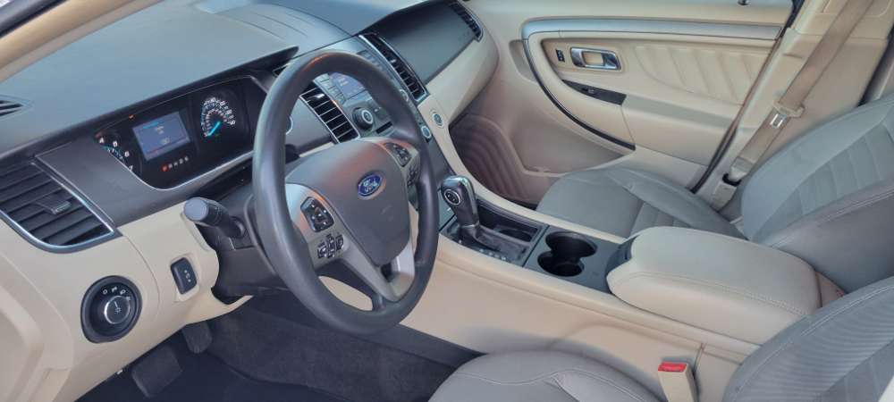 Ford Taurus 2014 White