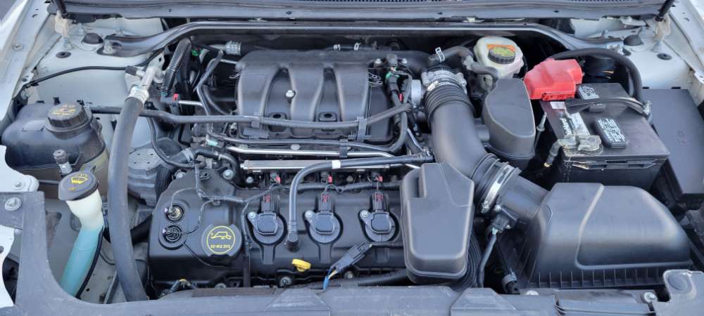 Ford Taurus 2014 White