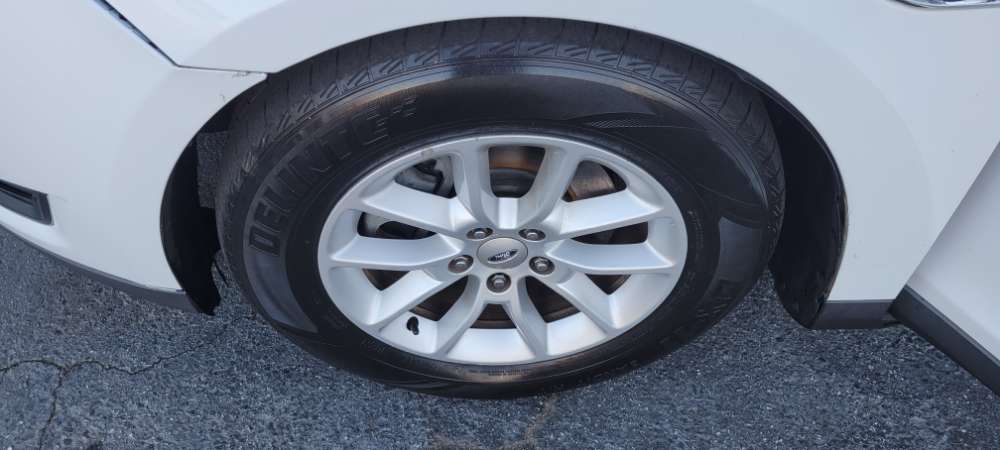 Ford Taurus 2014 White