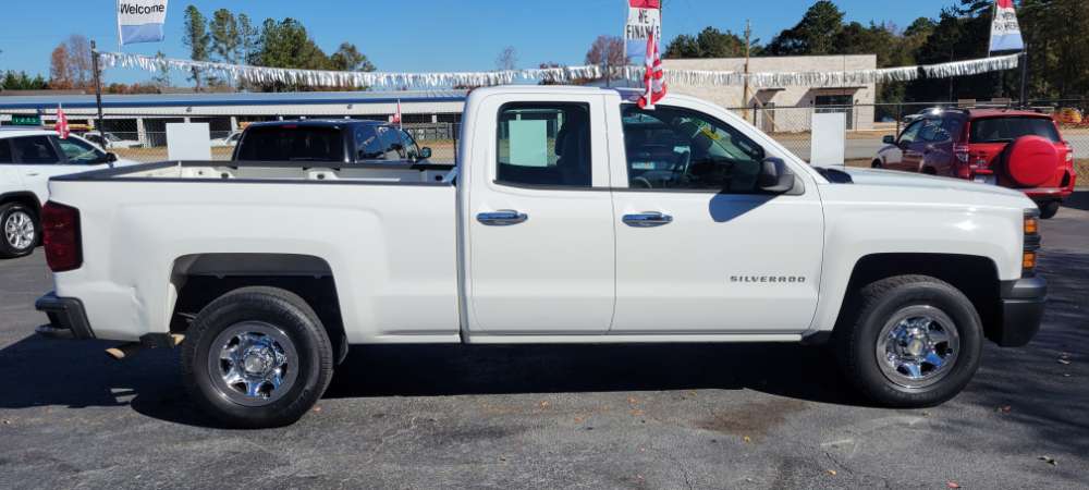 Chevrolet Silverado 2015 White