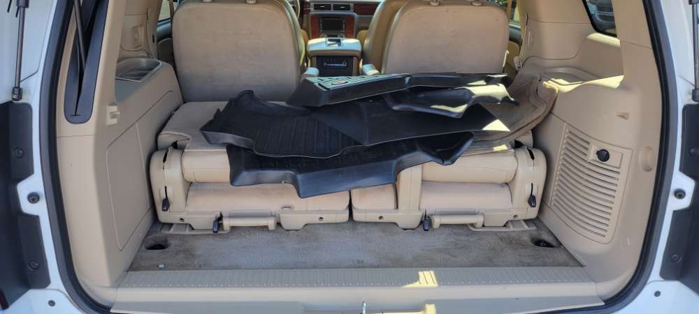 Chevrolet Tahoe 2009 White