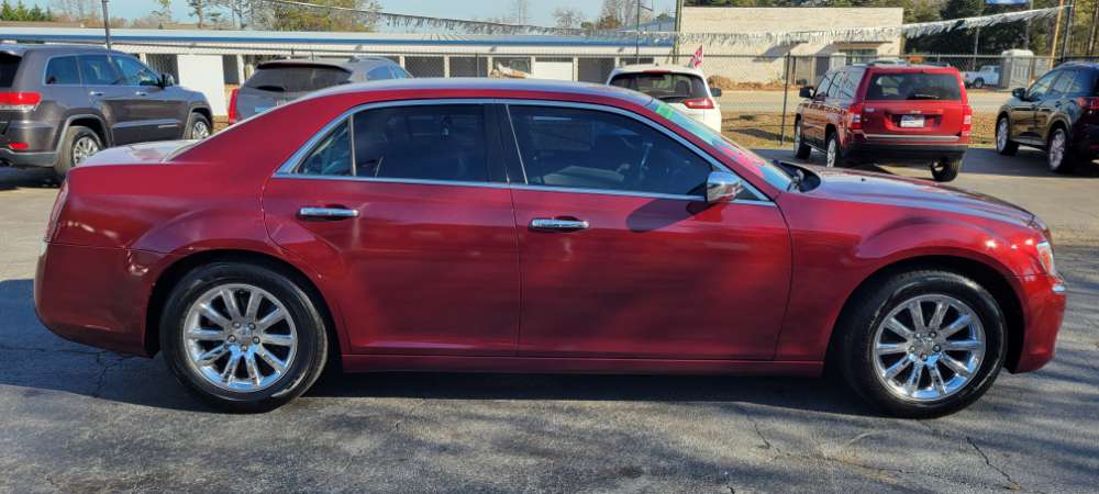 Chrysler 300, 300C 2012 Red