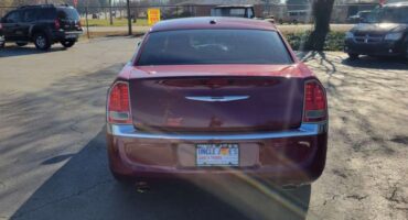 Chrysler 300, 300C 2012 Red