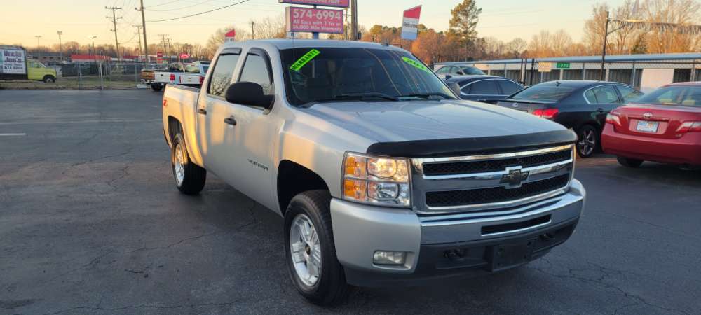Chevrolet Silverado 2011 Silver