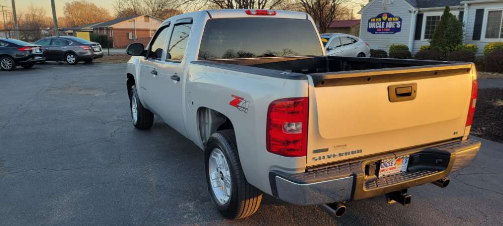 Chevrolet Silverado 2011 Silver