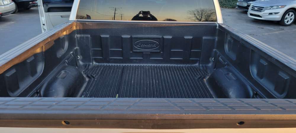 Chevrolet Silverado 2011 Silver