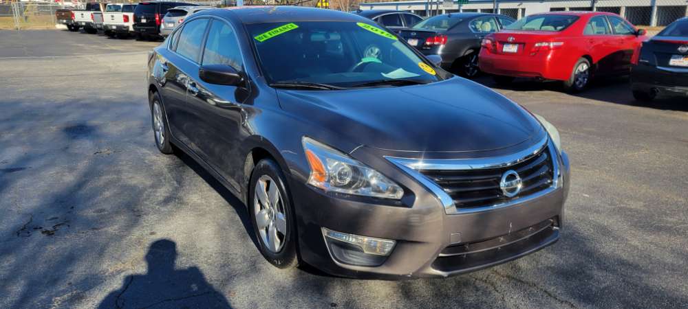Nissan Altima 2015 Brown