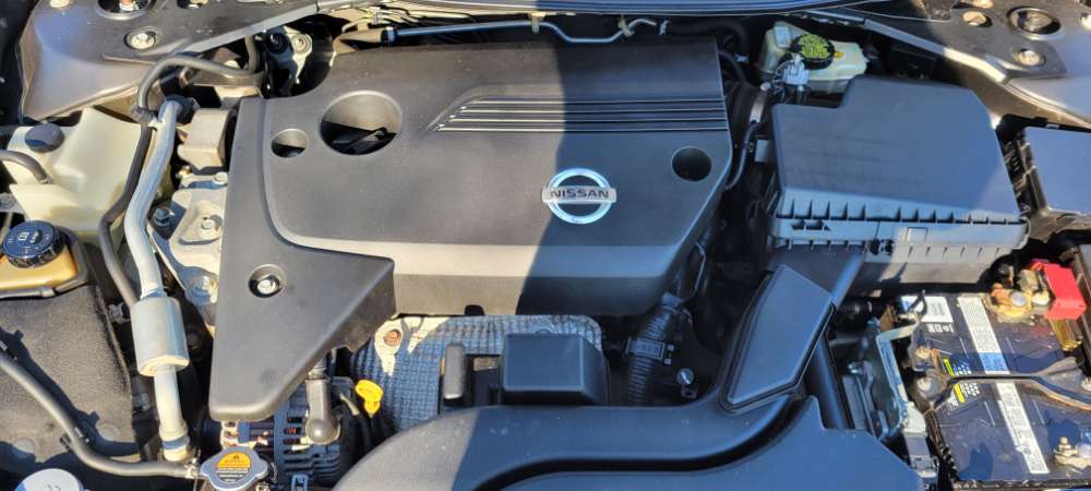 Nissan Altima 2015 Brown