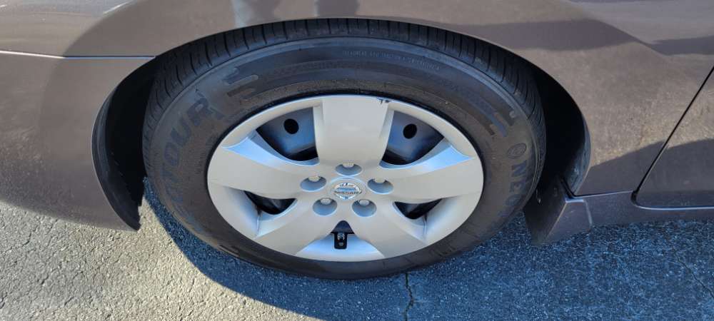 Nissan Altima 2015 Brown