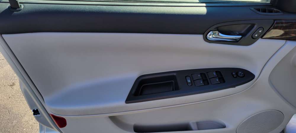 Chevrolet Impala 2012 Silver