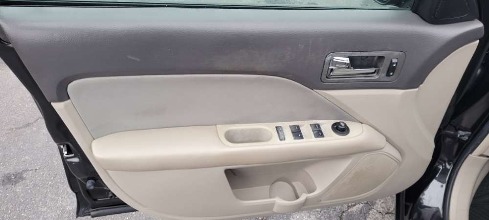 Ford Fusion 2012 Black