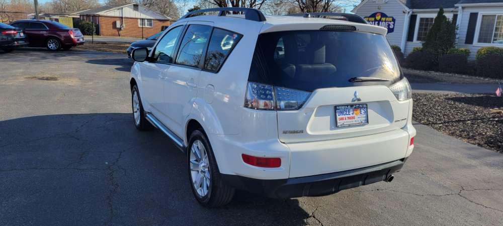 Mitsubishi Outlander 2012 White