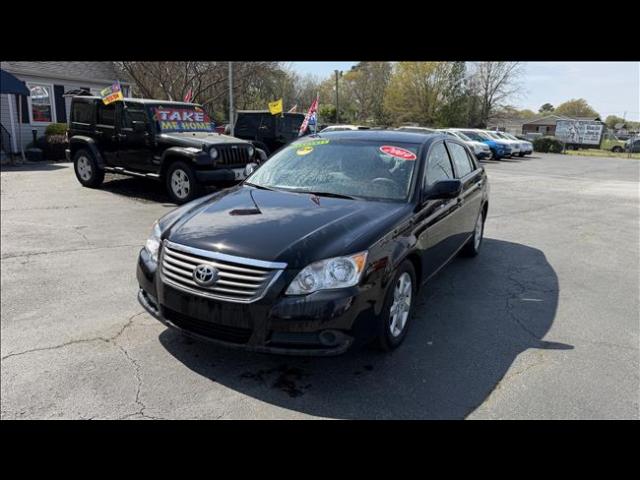 2009 Toyota Avalon XL's photo
